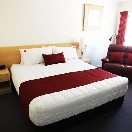 Edinburgh Motor Inn Warragul Exteriör bild