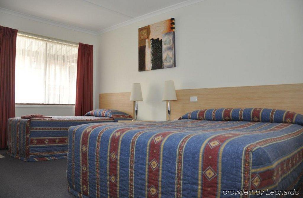 Edinburgh Motor Inn Warragul Rum bild