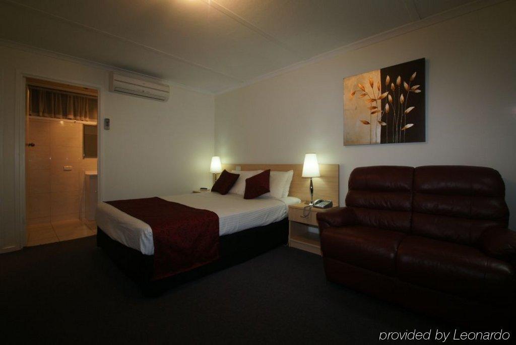 Edinburgh Motor Inn Warragul Rum bild
