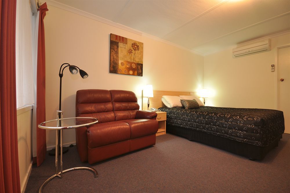 Edinburgh Motor Inn Warragul Exteriör bild